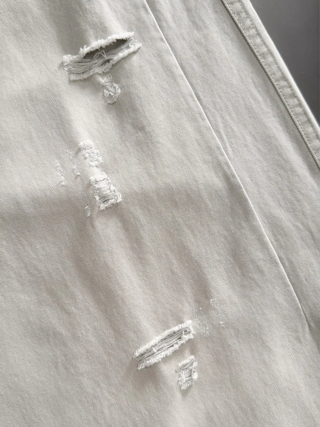 The next day shipped P195 Balenciaga 2026 summer New Arrival elastic casual pants, counter custom fabric Breathable high comfort, impeccable details, brand elements design concept, reflecting high quality. The hand feels delicate and soft! Casual cuts and awesome upper body! Sizes: S-3XL